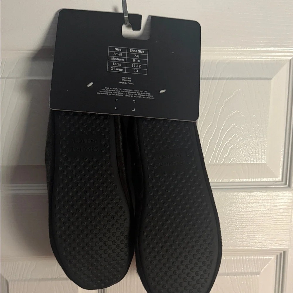 True Religion Men's Dark Gray Slip-On Slippers with Red Horseshoe